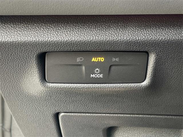 new 2026 Volkswagen Tiguan car, priced at $39,051