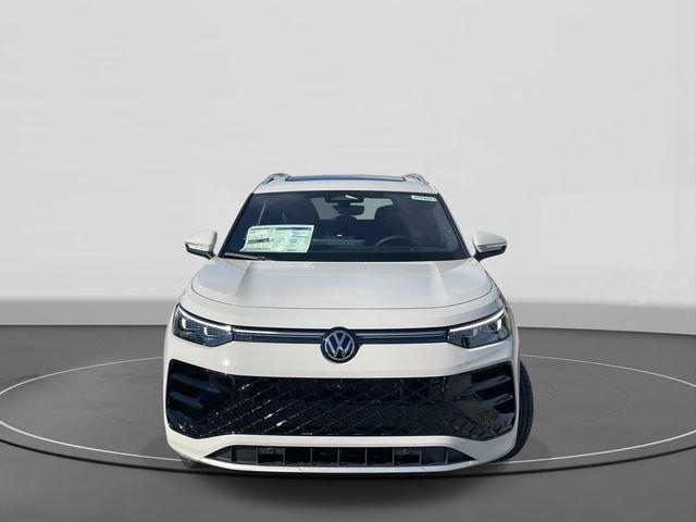 new 2026 Volkswagen Tiguan car, priced at $43,047