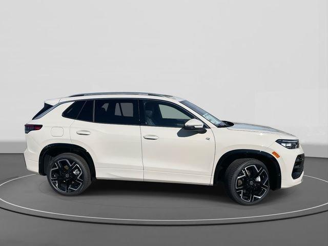 new 2026 Volkswagen Tiguan car, priced at $43,047