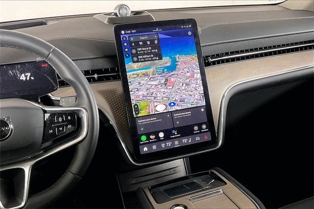 new 2025 Volvo EX90 car