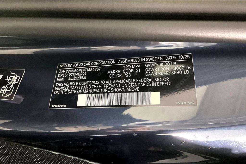 new 2026 Volvo XC90 Plug-In Hybrid car