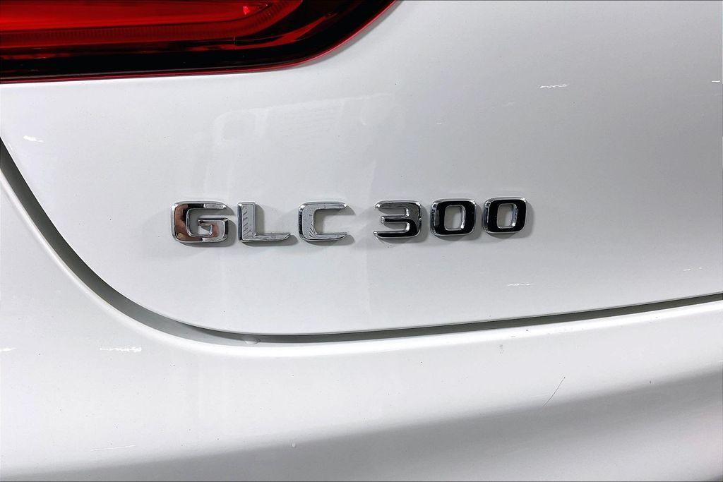 used 2017 Mercedes-Benz GLC 300 car, priced at $19,995