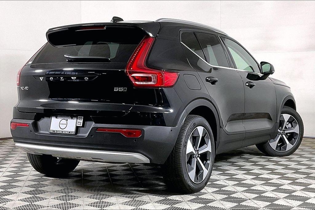 new 2025 Volvo XC40 car, priced at $39,535