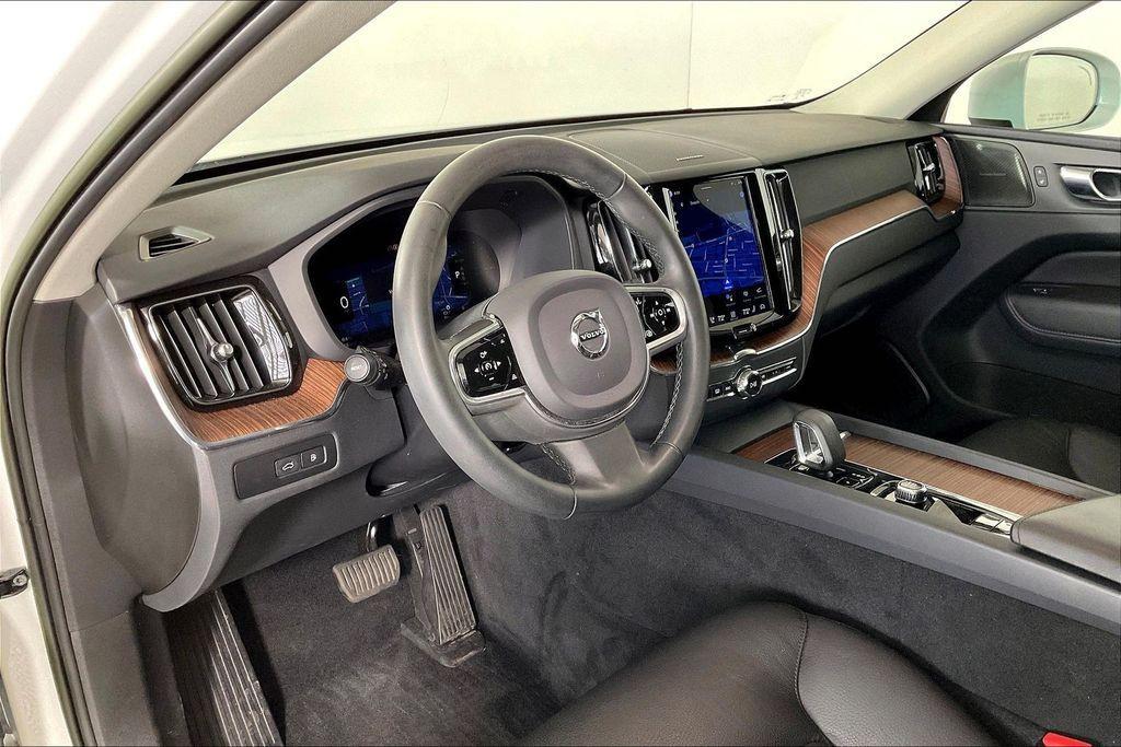 used 2023 Volvo XC60 Recharge Plug-In Hybrid car, priced at $40,995