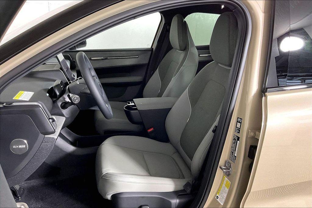 new 2026 Volvo EX30 car