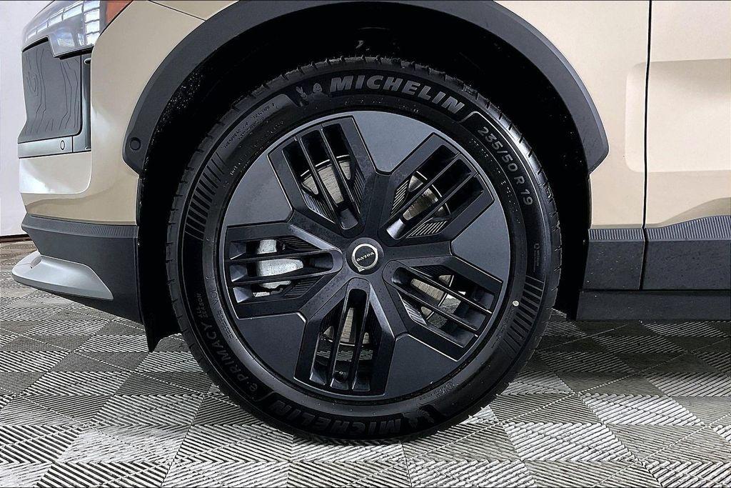 new 2026 Volvo EX30 car