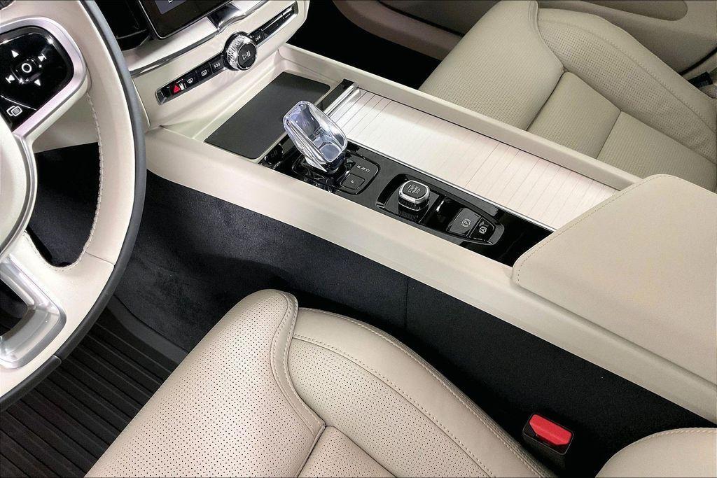 new 2026 Volvo XC60 car