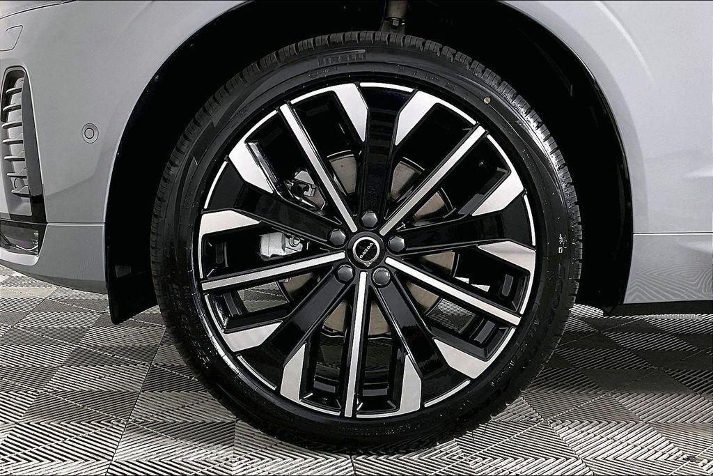 new 2026 Volvo XC60 car