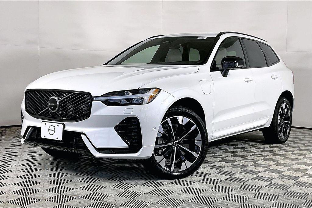 new 2026 Volvo XC60 Plug-In Hybrid car