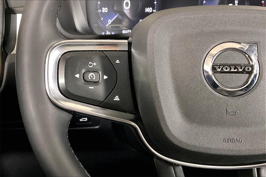 used 2022 Volvo XC40 car, priced at $17,628