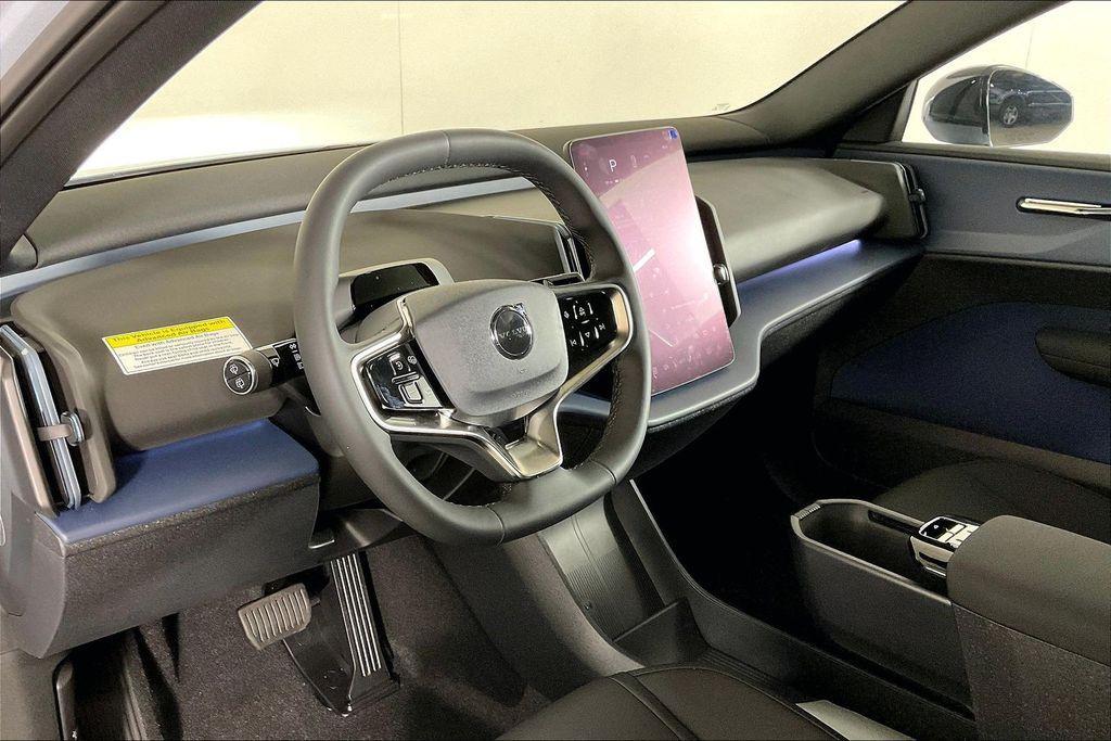 new 2026 Volvo EX30 car