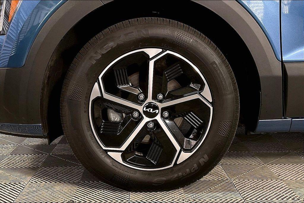 used 2025 Kia Niro car, priced at $25,988