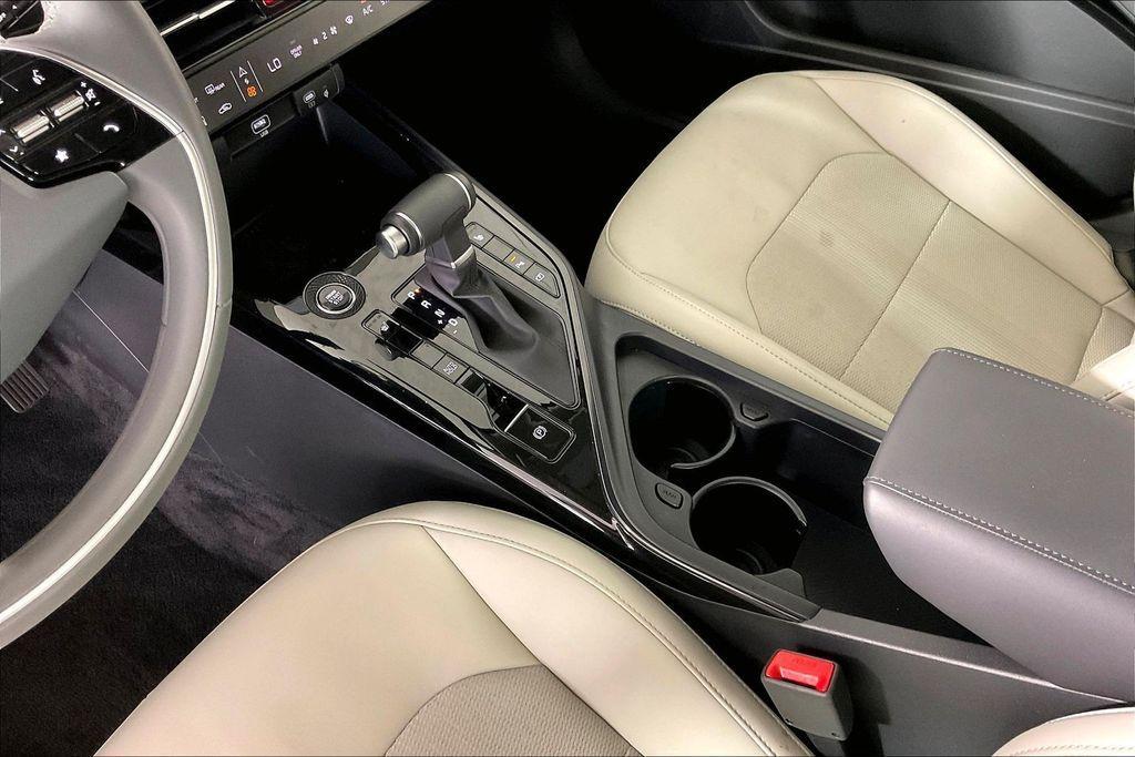 used 2025 Kia Niro car, priced at $25,988