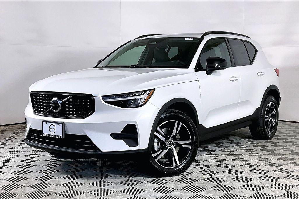 new 2026 Volvo XC40 car