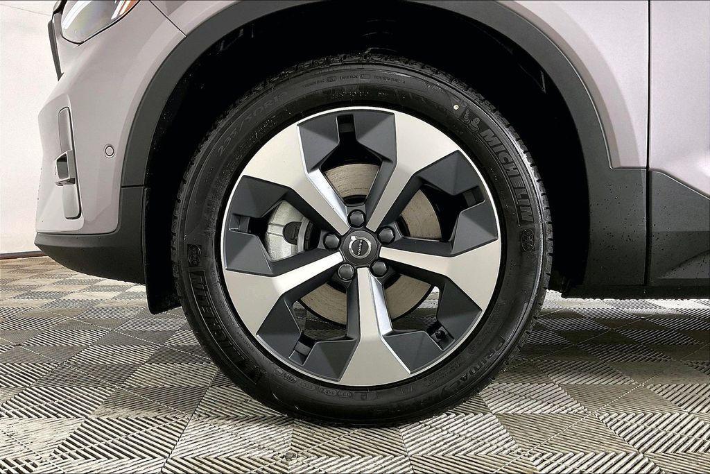 new 2026 Volvo XC40 car