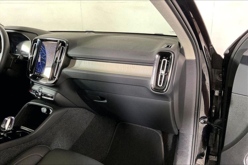 used 2025 Volvo XC40 car, priced at $35,195