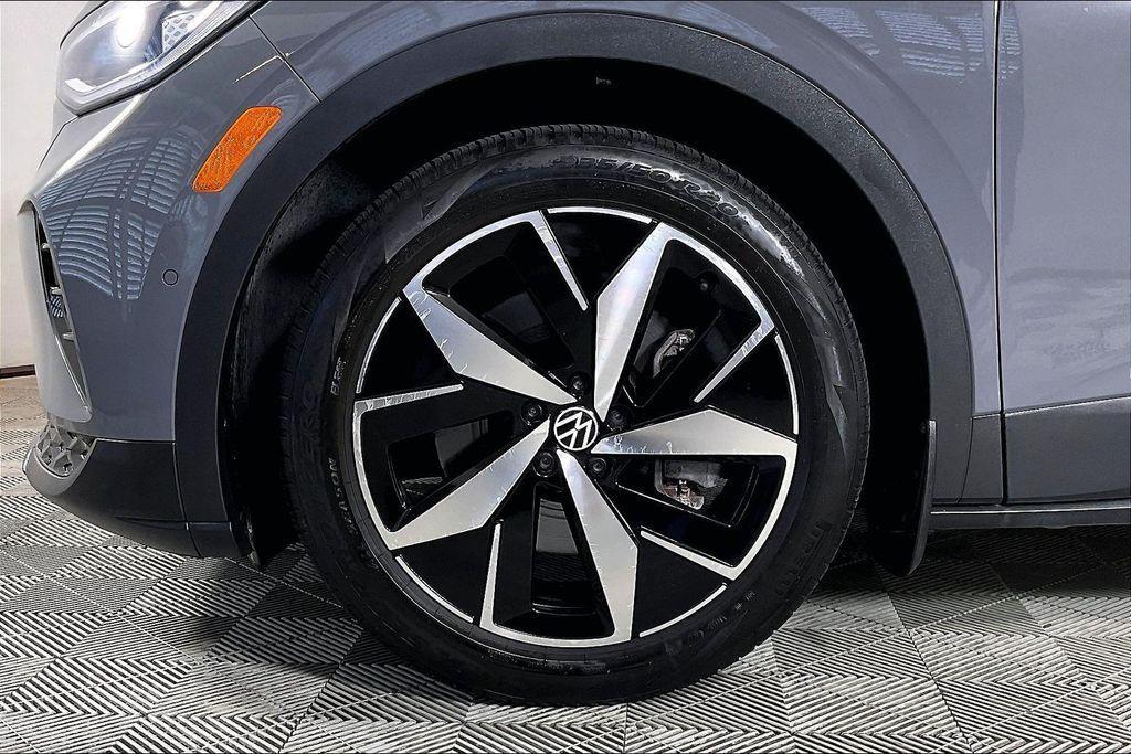 used 2023 Volkswagen ID.4 car, priced at $28,195