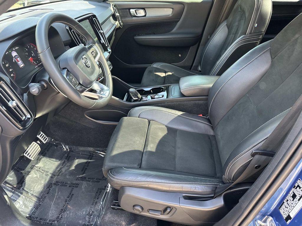 used 2020 Volvo XC40 car, priced at $19,994