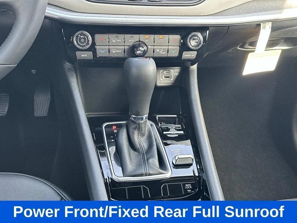 new 2026 Jeep Compass car, priced at $32,194