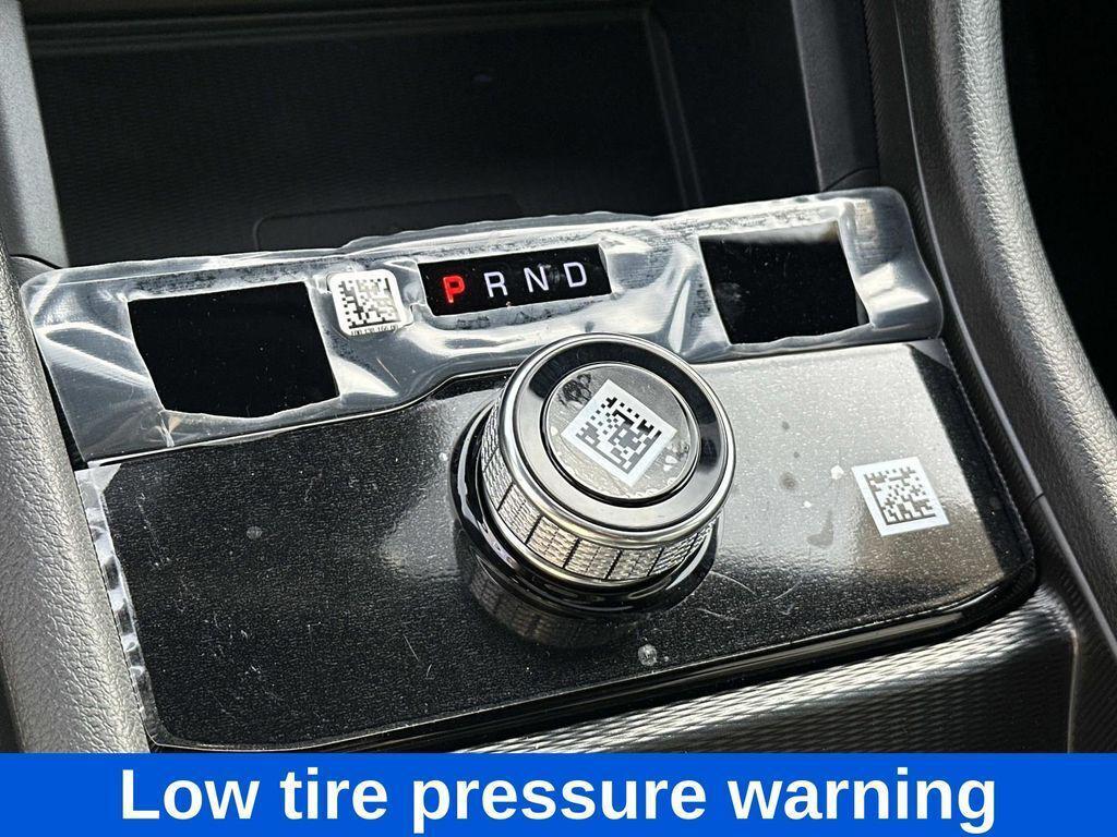 new 2025 Jeep Grand Cherokee car, priced at $35,205