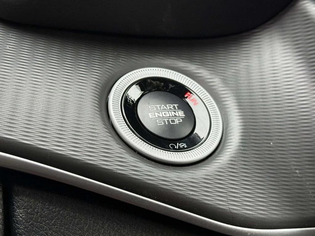 new 2025 Jeep Grand Cherokee car, priced at $37,205