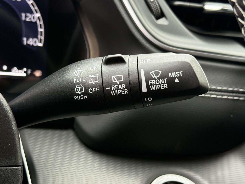 new 2025 Jeep Grand Cherokee car, priced at $37,205