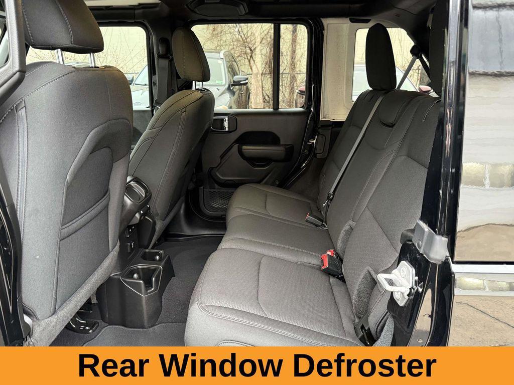 used 2022 Jeep Wrangler Unlimited car, priced at $29,000