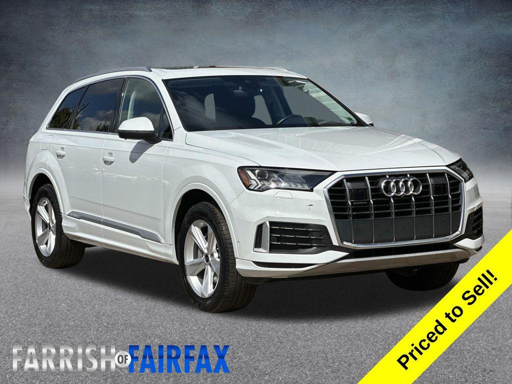 used 2024 Audi Q7 car, priced at $34,000
