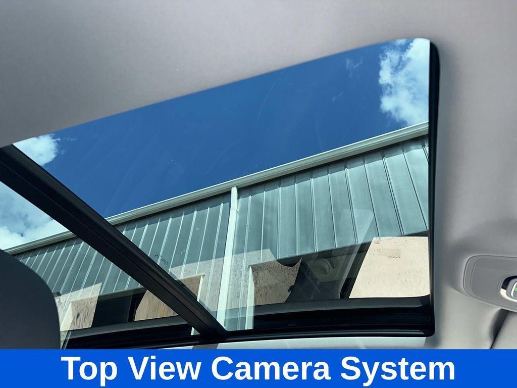 used 2024 Audi Q7 car, priced at $34,000