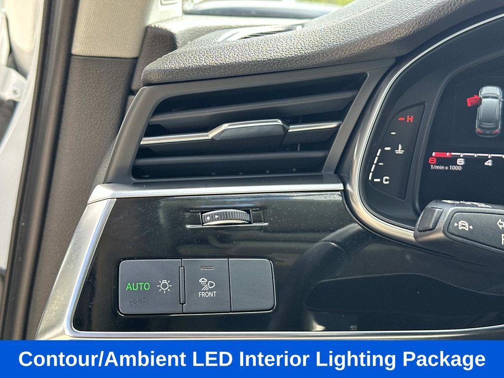 used 2024 Audi Q7 car, priced at $34,000