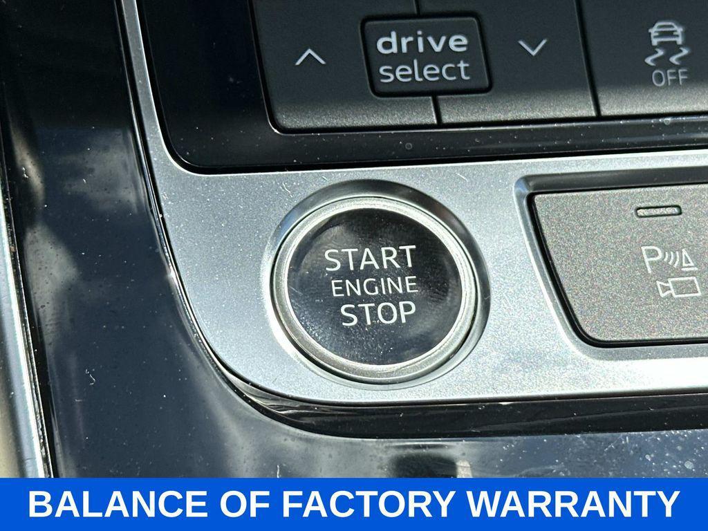 used 2024 Audi Q7 car, priced at $34,000