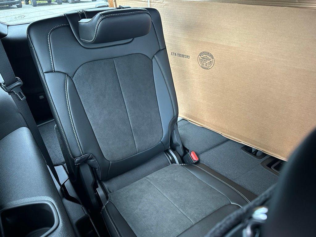 new 2025 Jeep Grand Cherokee L car, priced at $36,629