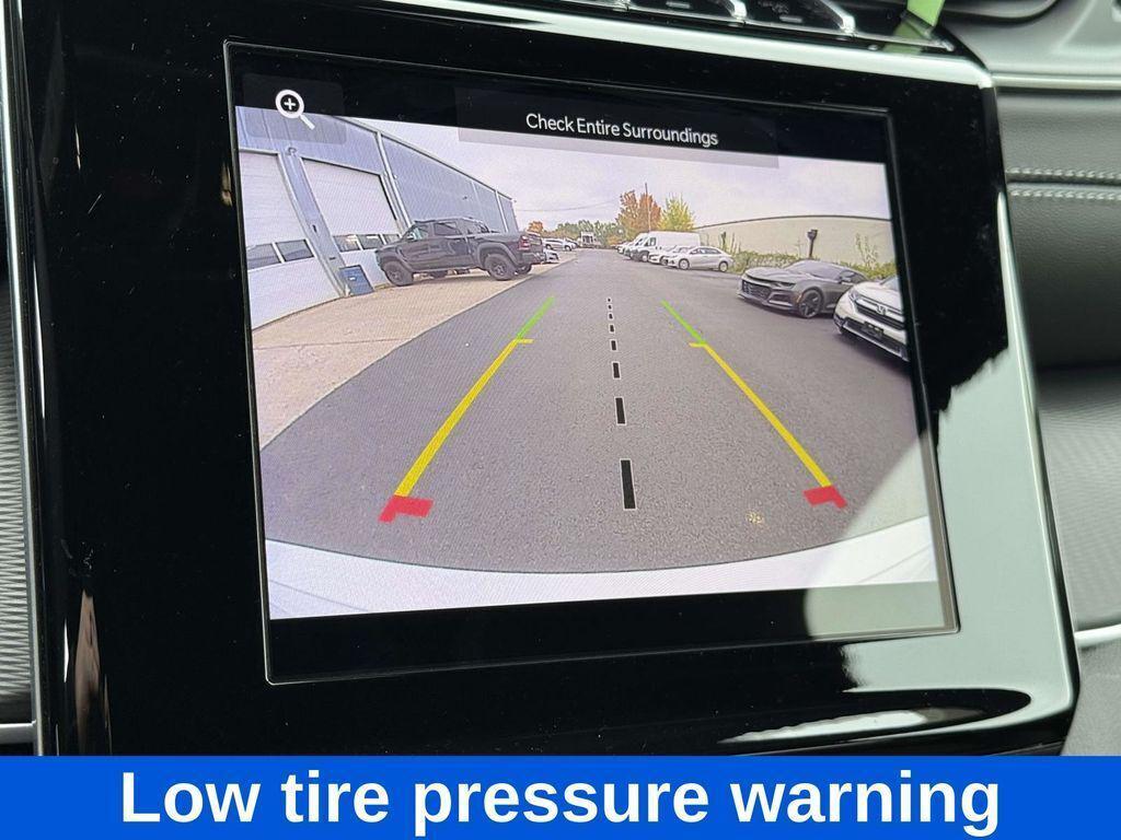 new 2025 Jeep Grand Cherokee car, priced at $34,669