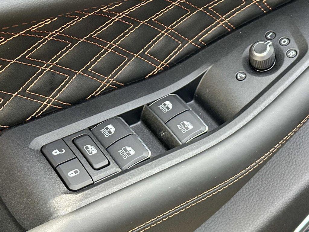 new 2025 Jeep Grand Cherokee L car, priced at $53,730