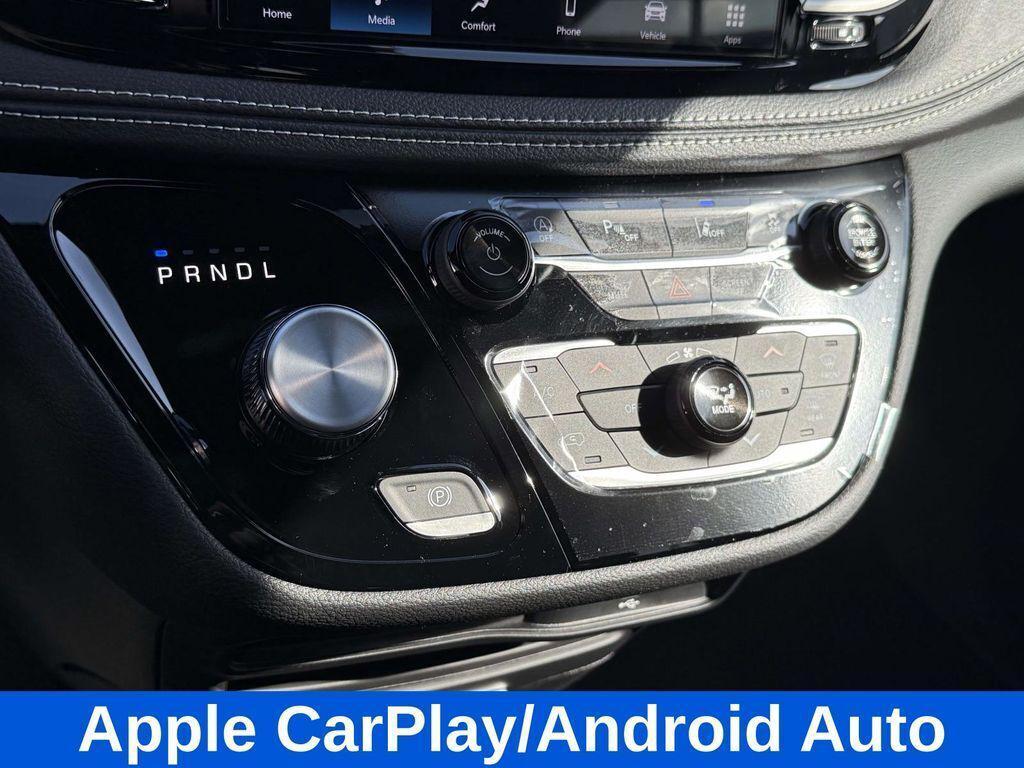 new 2026 Chrysler Pacifica car, priced at $36,264