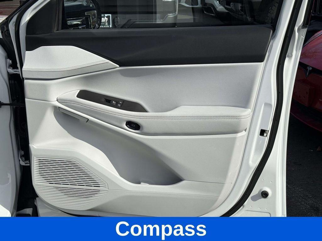 new 2026 Jeep Cherokee car, priced at $37,389