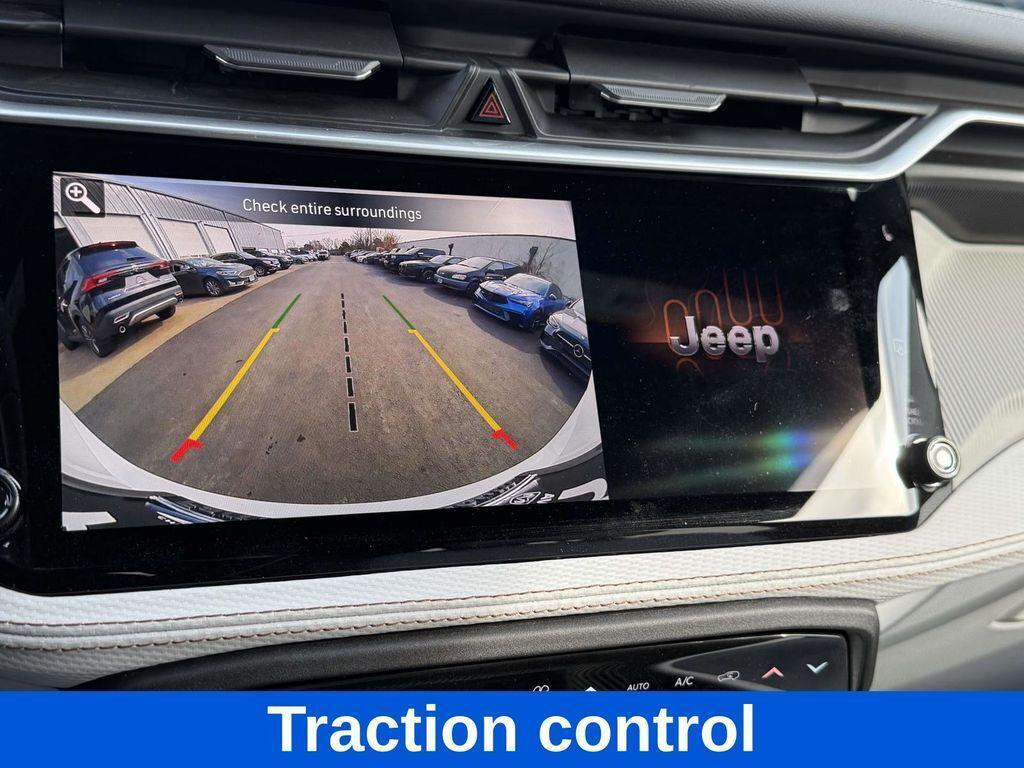 new 2026 Jeep Cherokee car, priced at $37,389