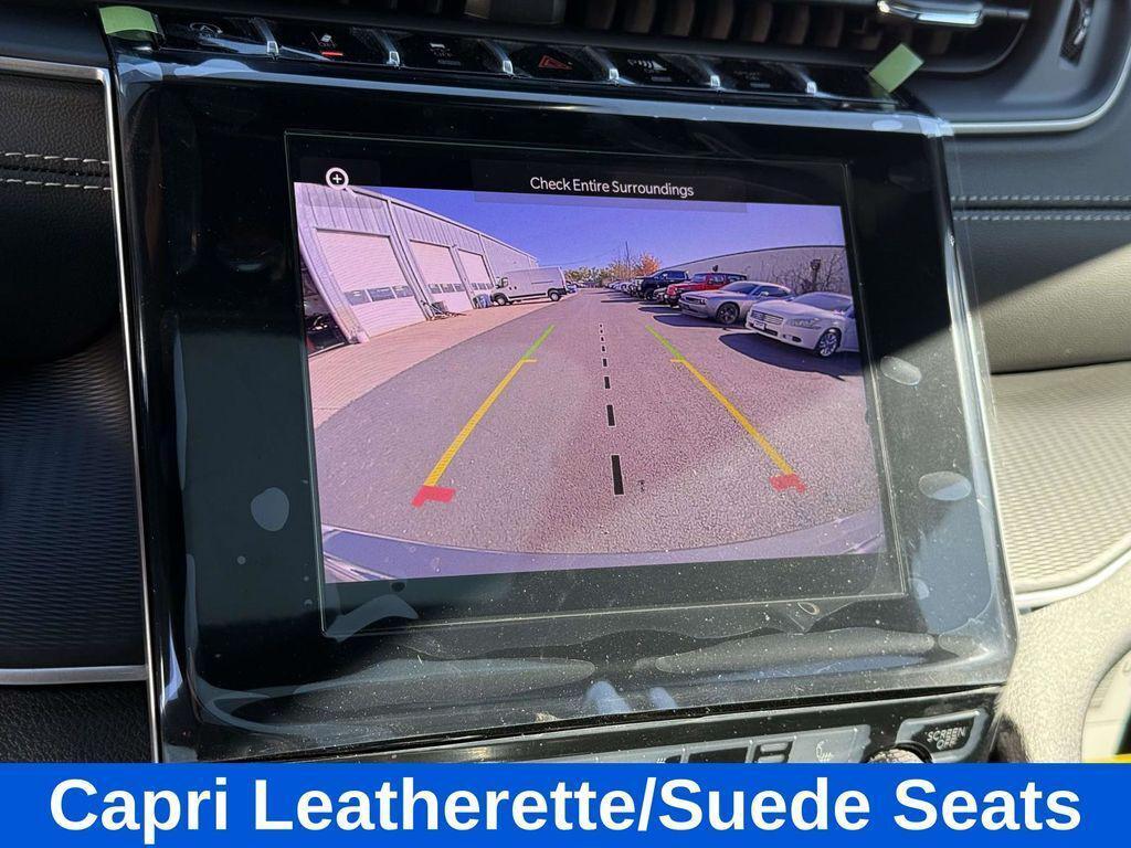 new 2025 Jeep Grand Cherokee car, priced at $37,205