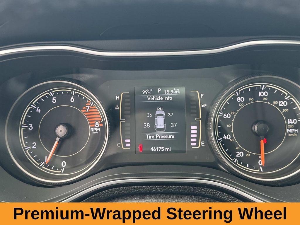 used 2022 Jeep Cherokee car, priced at $22,995