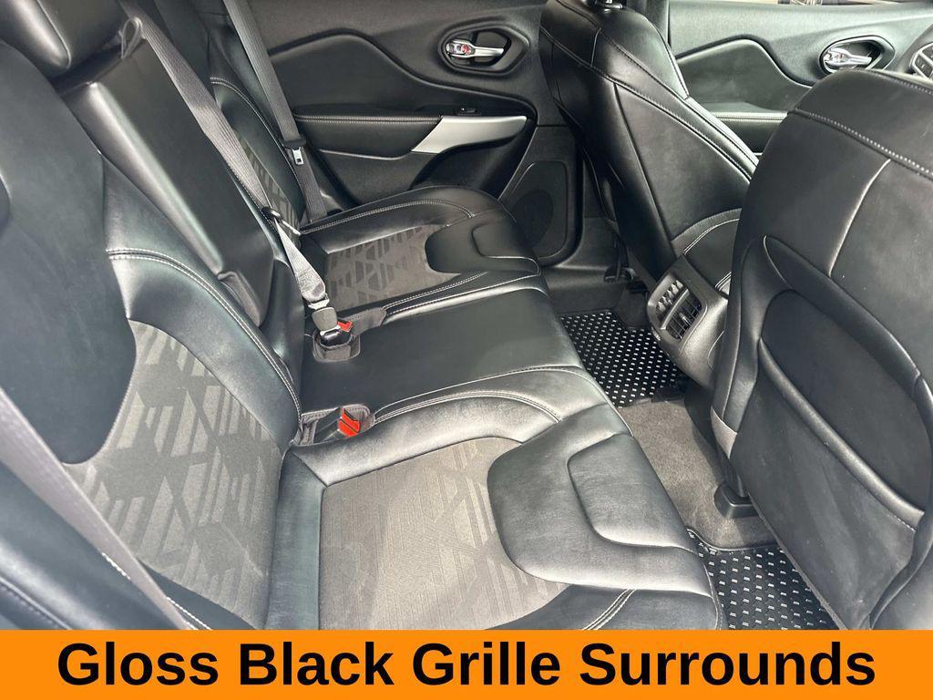 used 2022 Jeep Cherokee car, priced at $23,499