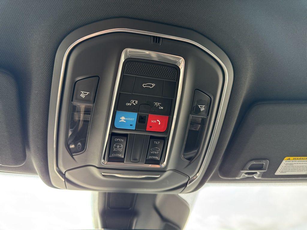 used 2025 Jeep Grand Cherokee L car, priced at $35,800