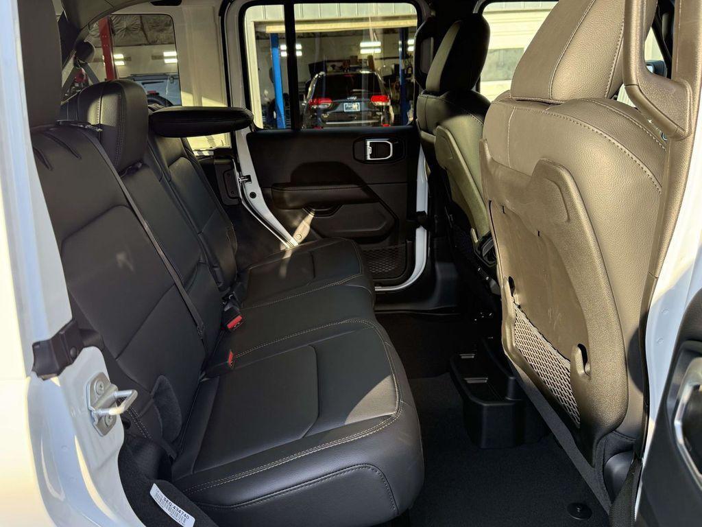 new 2026 Jeep Wrangler car, priced at $48,307