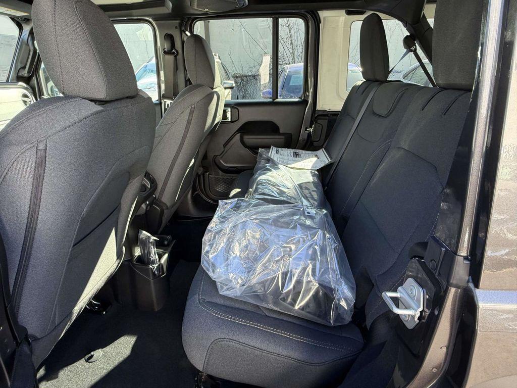 new 2026 Jeep Wrangler car, priced at $43,109