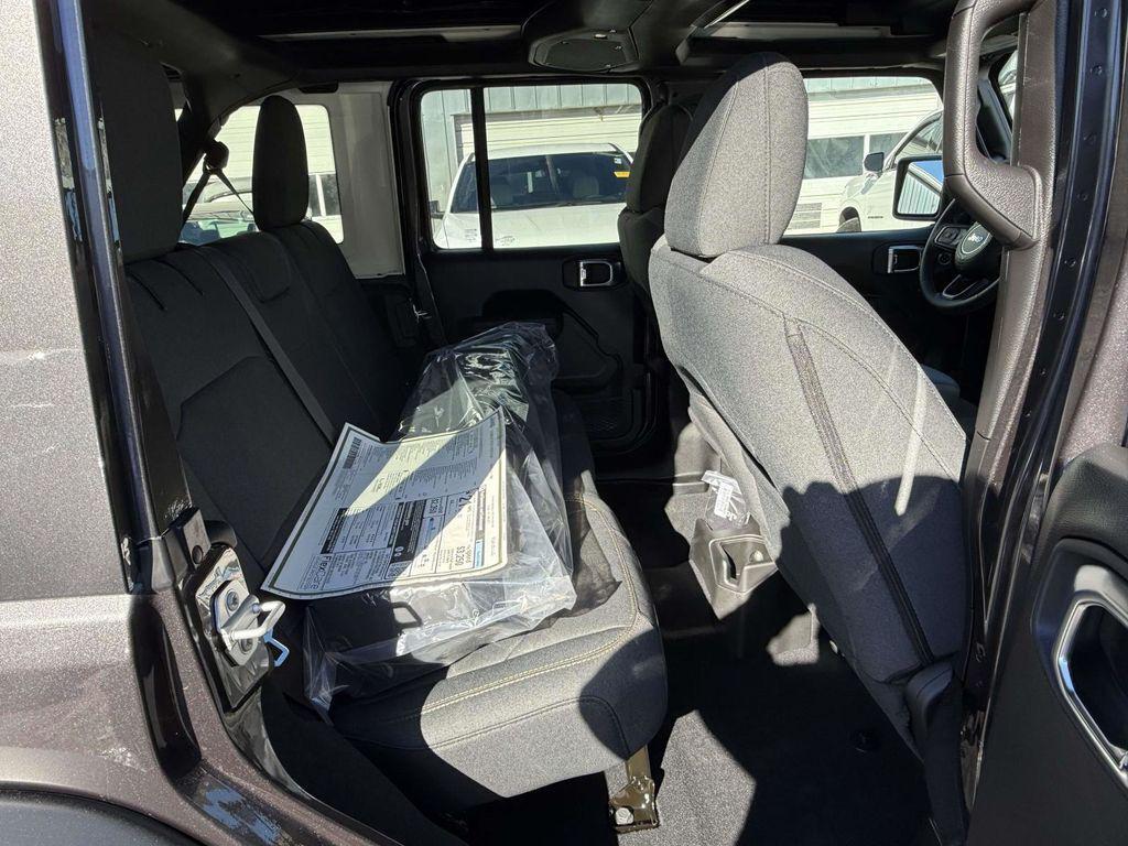 new 2026 Jeep Wrangler car, priced at $43,109