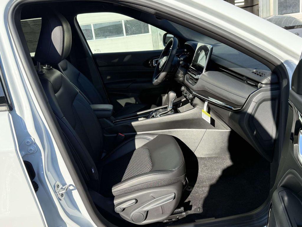 new 2026 Jeep Compass car, priced at $26,526