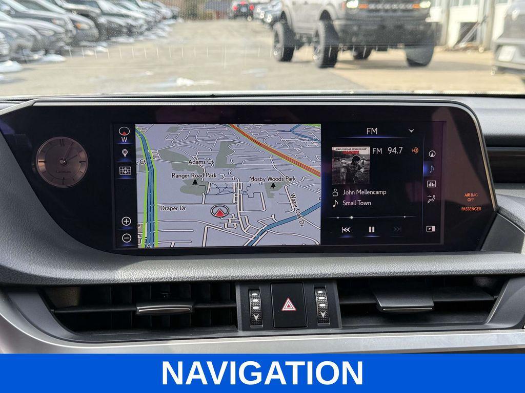 used 2019 Lexus ES 300h car, priced at $28,995