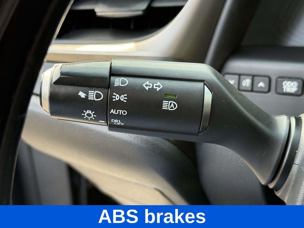 used 2019 Lexus ES 300h car, priced at $28,995