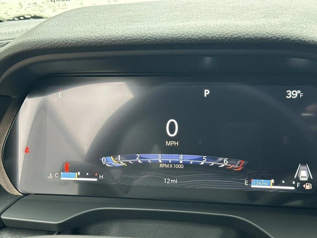 new 2025 Jeep Grand Cherokee car, priced at $36,669