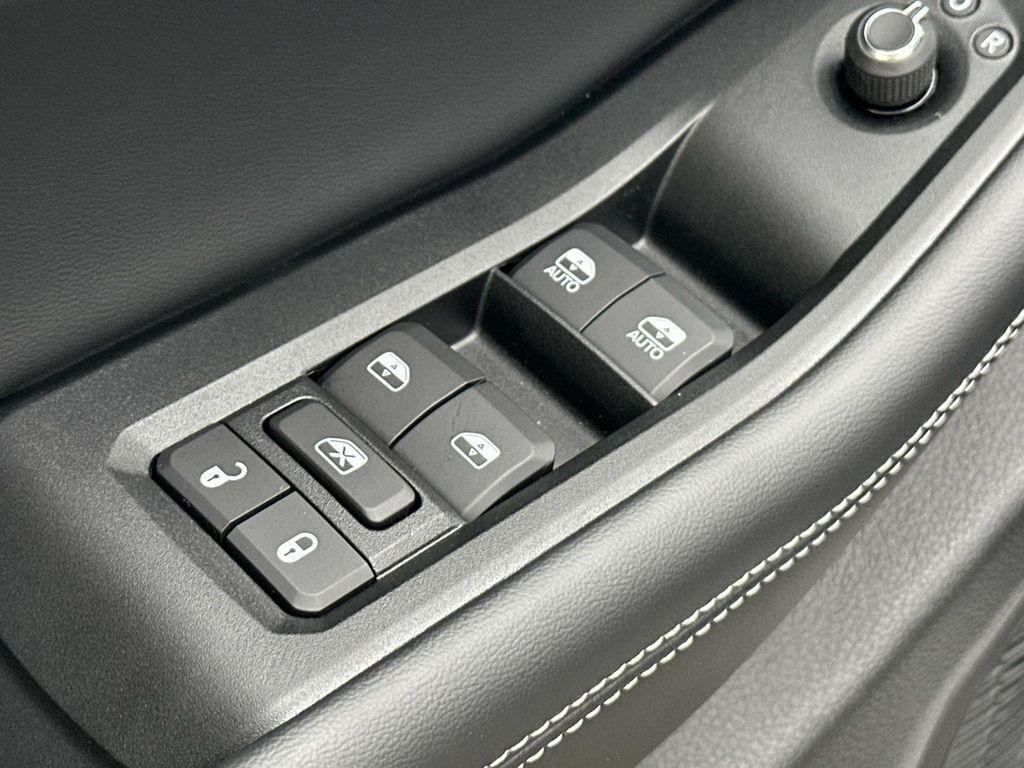 new 2025 Jeep Grand Cherokee car, priced at $36,669