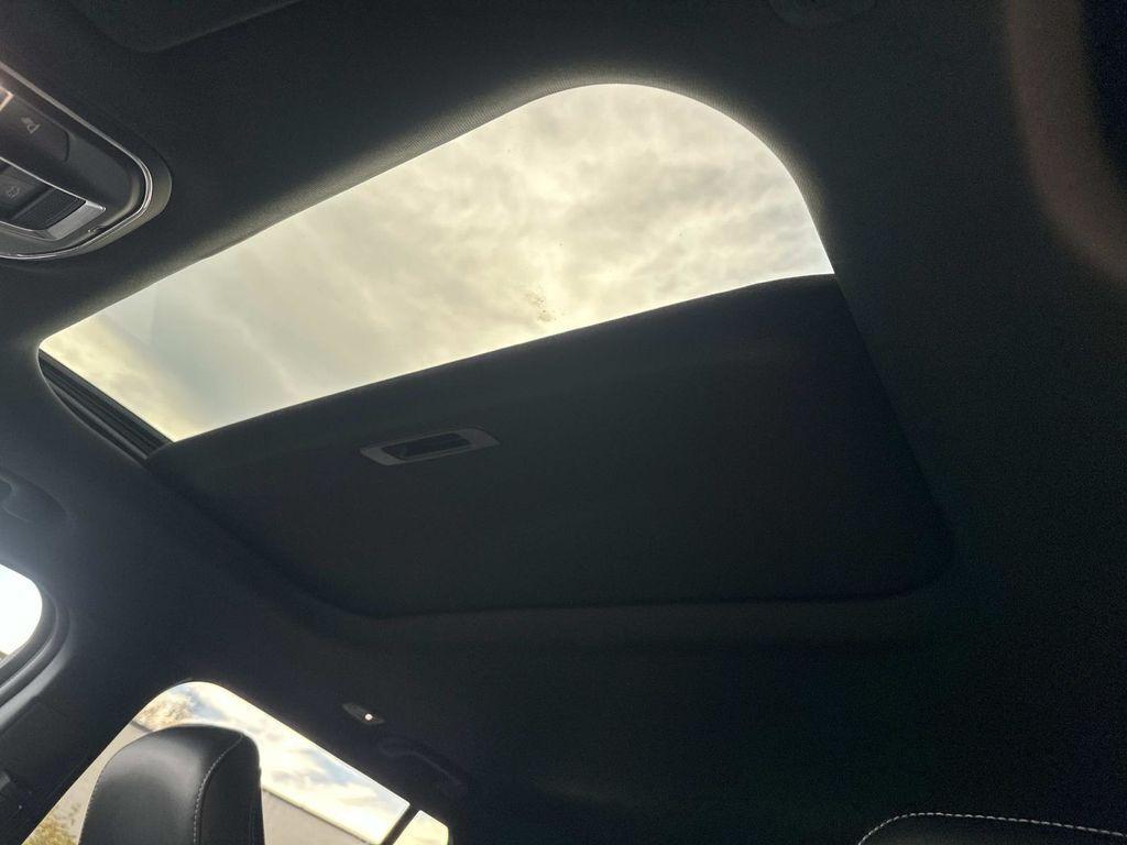 new 2025 Jeep Grand Cherokee car, priced at $35,205